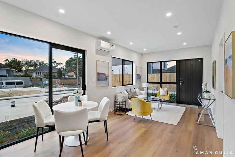 Photo of property in 14d Serjeant Street, Henderson, Auckland, 0612