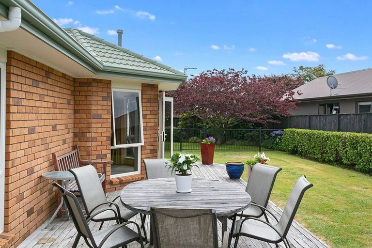 Photo of property in 11 Lucombe Place, Cambridge, 3434