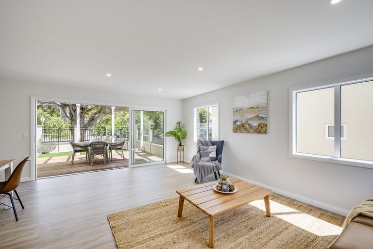 Photo of property in 9b Church Road, Taradale, Napier, 4112
