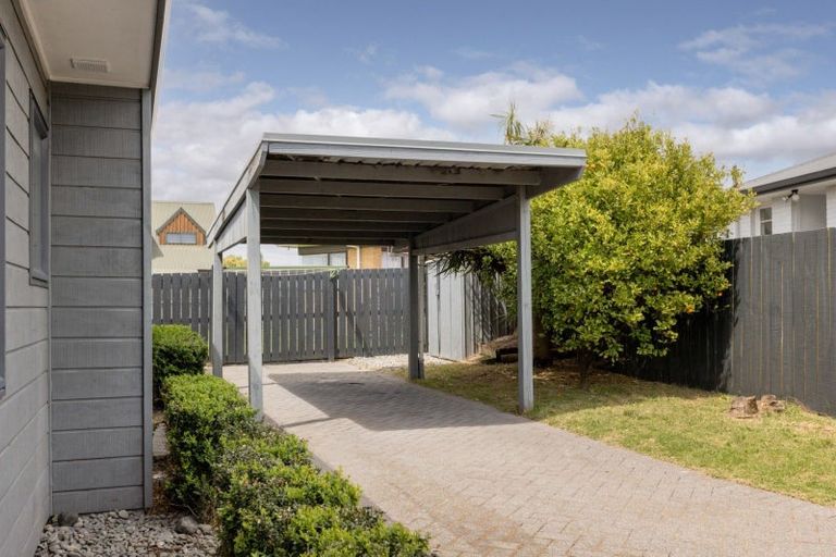 Photo of property in 579b Maunganui Road, Mount Maunganui, 3116