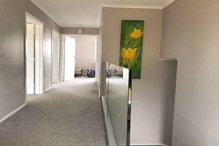 Photo of property in 128 Matipo Road, Te Atatu Peninsula, Auckland, 0610