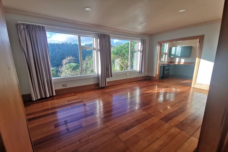 Photo of property in 2 Fernhill Terrace, Wadestown, Wellington, 6012
