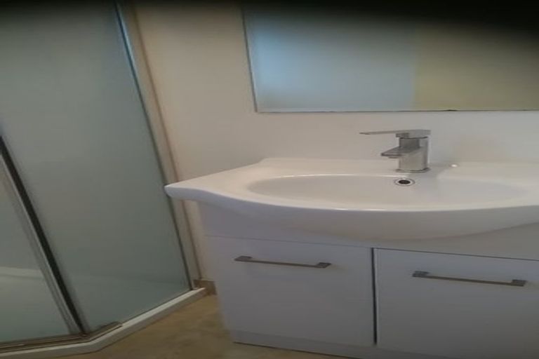 Photo of property in 49 Dissmeyer Drive, Clover Park, Auckland, 2019