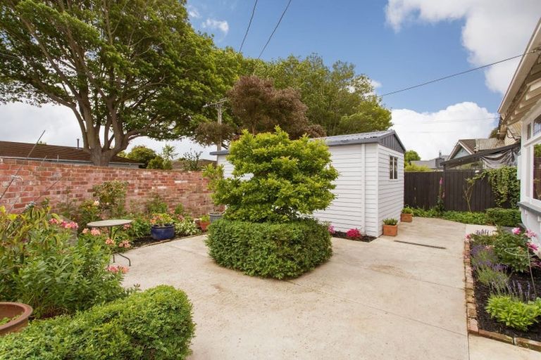 Photo of property in 23 Massey Crescent, St Albans, Christchurch, 8014