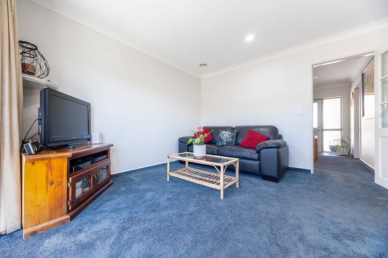Photo of property in 132b Raumati Road, Raumati Beach, Paraparaumu, 5032