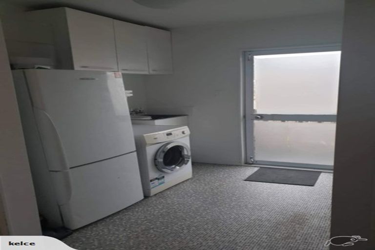 Photo of property in 19a Midgley Road, West Harbour, Auckland, 0618