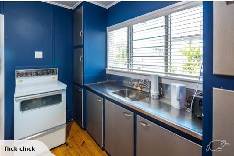 Photo of property in 1/448 Whangaparaoa Road, Stanmore Bay, Whangaparaoa, 0932