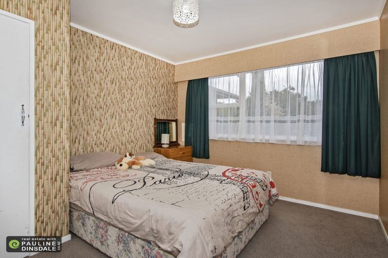 Photo of property in 16 Ranfurly Place, Te Kamo, Whangarei, 0112