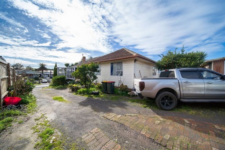 Photo of property in 29 Imrie Avenue, Mangere, Auckland, 2022