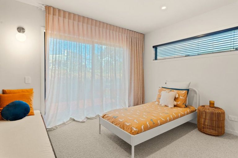 Photo of property in 14 The Fairways, Kinloch, Taupo, 3377