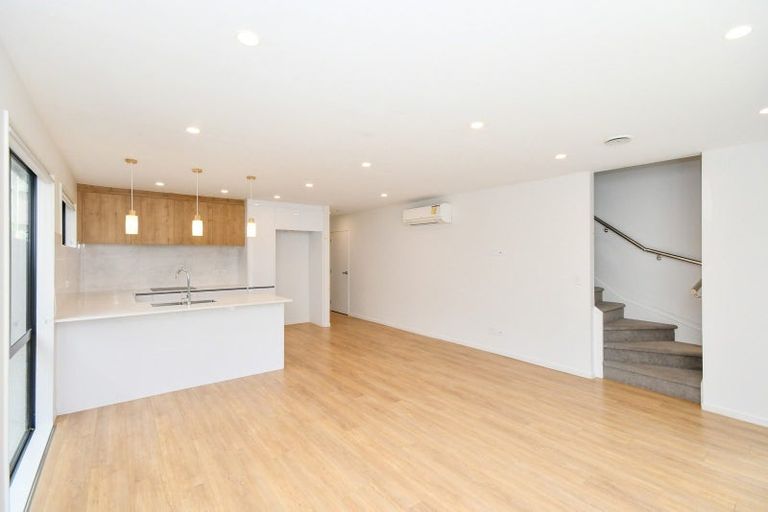 Photo of property in 2b Bendale Place, Papatoetoe, Auckland, 2025