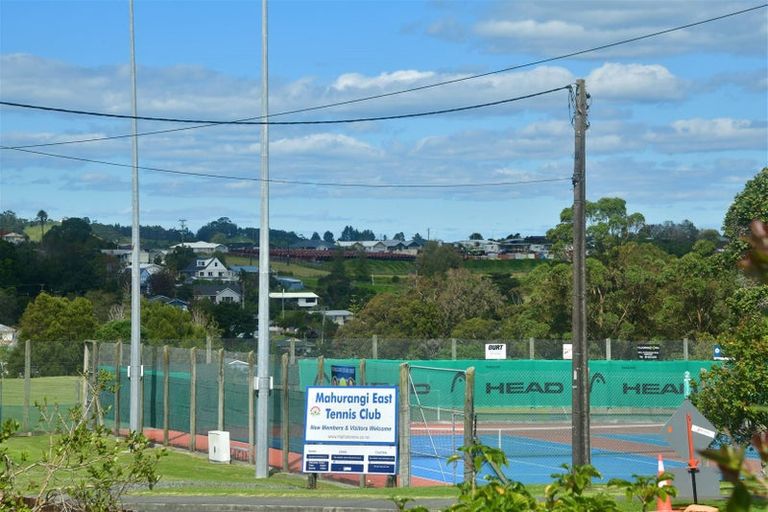 Photo of property in 293 Mahurangi East Road, Snells Beach, 0920