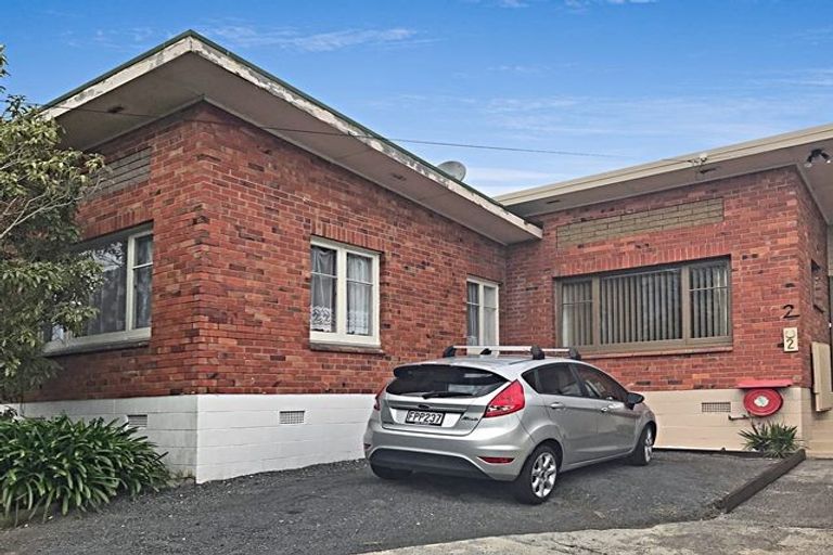 Photo of property in 2/221 Mount Smart Road, Onehunga, Auckland, 1061