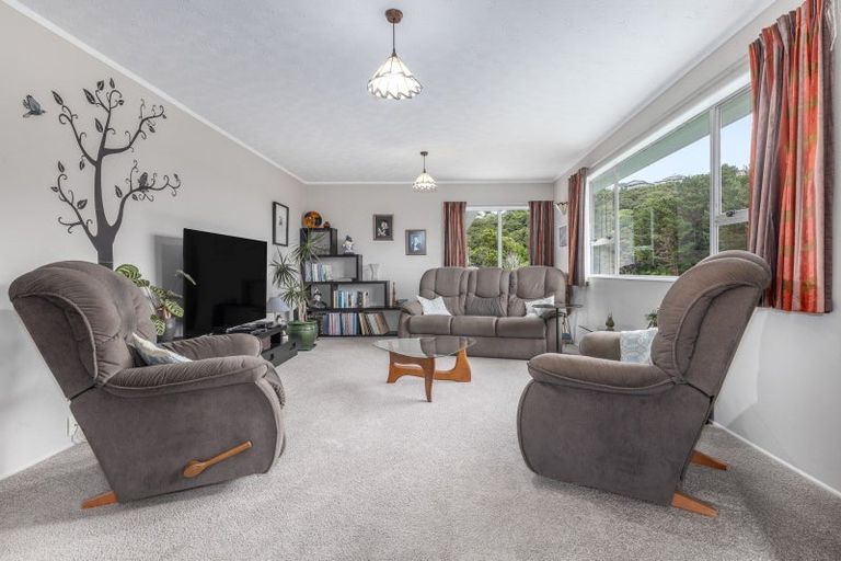 Photo of property in 10 Bosun Terrace, Whitby, Porirua, 5024