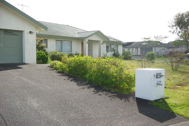 Photo of property in 5 Fintona Place, Dannemora, Auckland, 2016