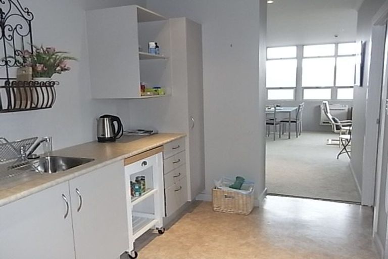 Photo of property in Mclean Towers, 2h/3 Shakespeare Road, Napier South, Napier, 4110