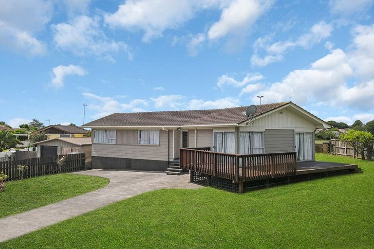 Photo of property in 1 Aria Place, Clover Park, Auckland, 2023