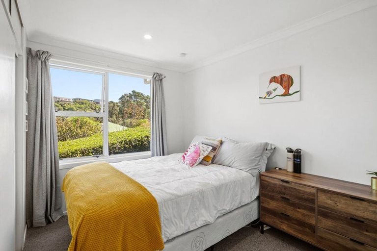 Photo of property in 10 Parris Street, Moturoa, New Plymouth, 4310