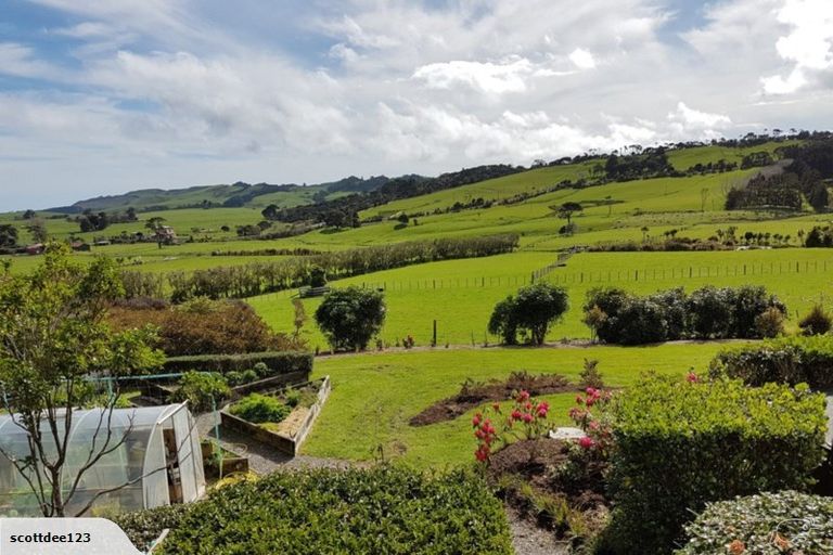 Photo of property in 73 Cable Road, Waimauku, 0881