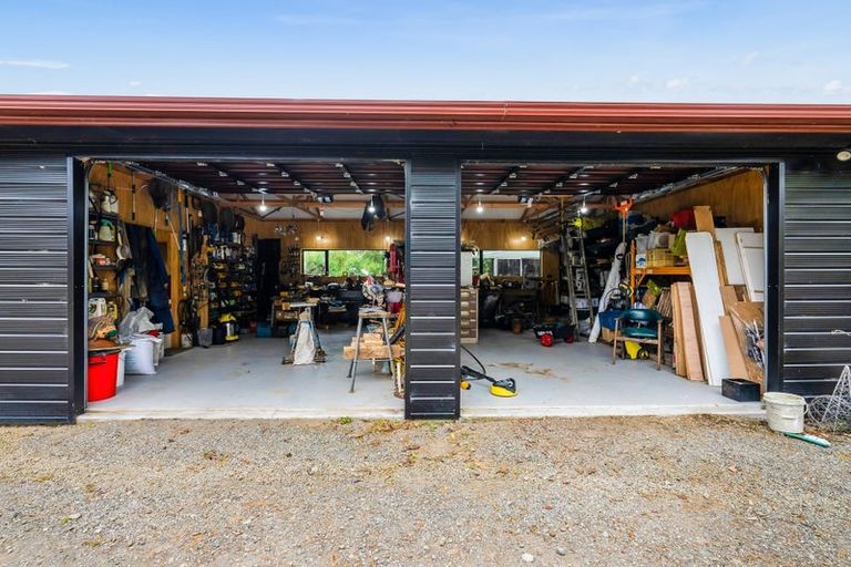 Photo of property in 171 Sealy Road, Omata, New Plymouth, 4374