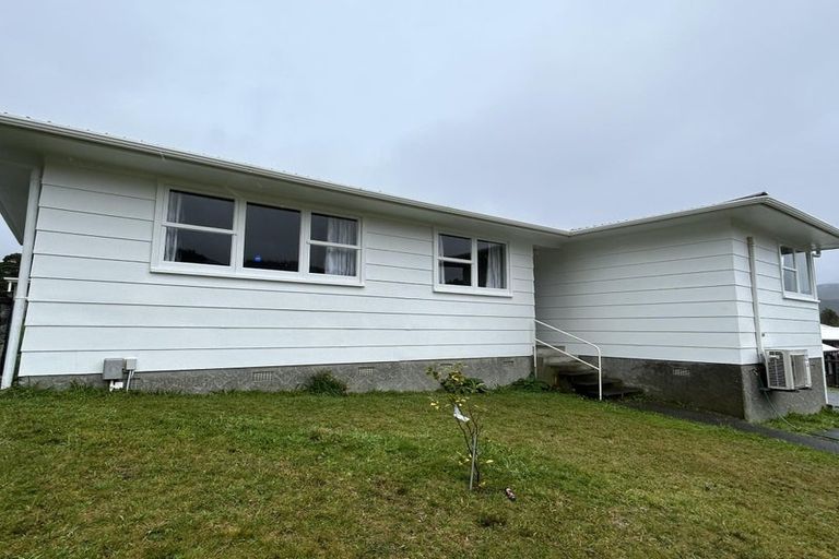 Photo of property in 61 Antrim Crescent, Wainuiomata, Lower Hutt, 5014