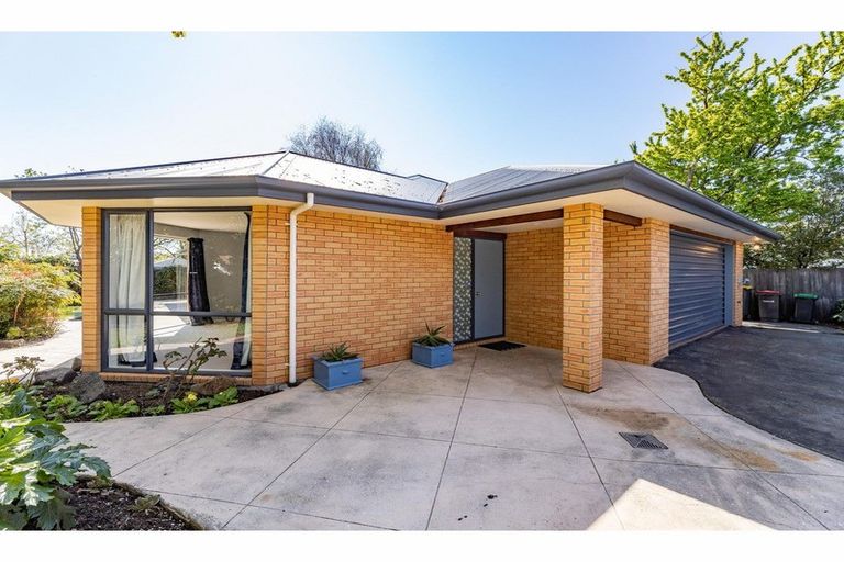 Photo of property in 15 Matlock Street, Woolston, Christchurch, 8062