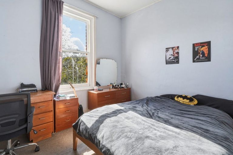 Photo of property in 100 Dundas Street, North Dunedin, Dunedin, 9016