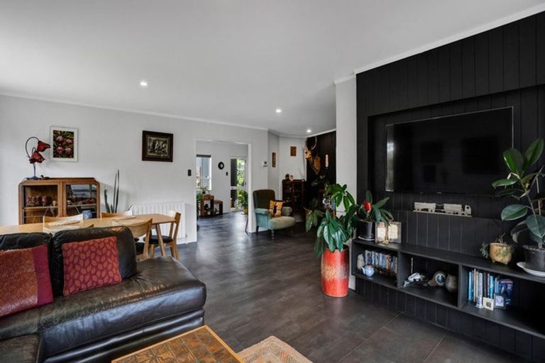 Photo of property in 139a Barrett Road, Whalers Gate, New Plymouth, 4310