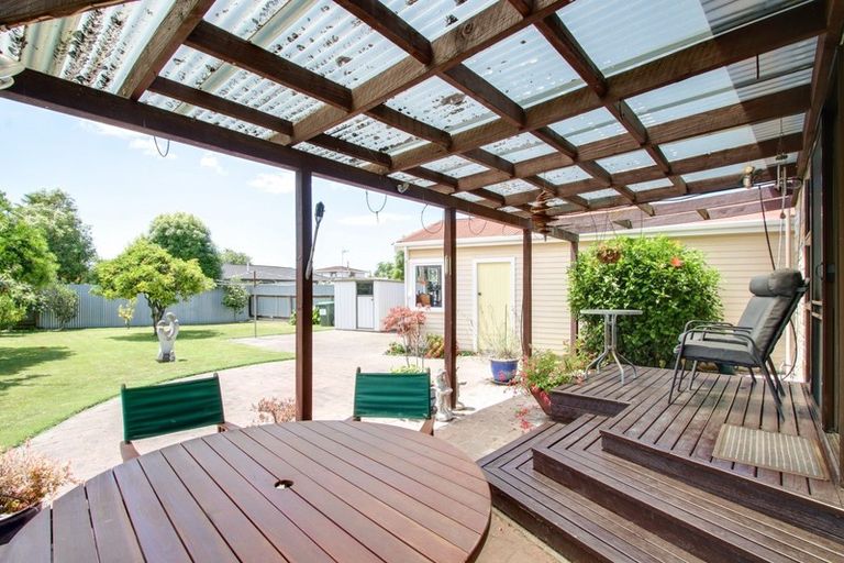 Photo of property in 13 Cornwall Road, Taradale, Napier, 4112