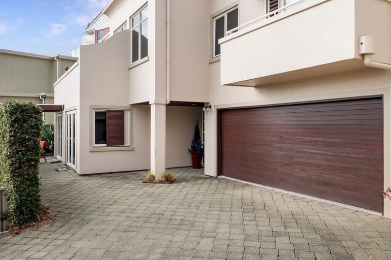 Photo of property in 118b Fourth Avenue, Tauranga, 3110