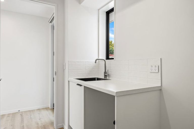 Photo of property in 9/200 Main Road North, Redwood, 8051