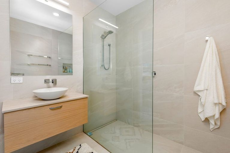 Photo of property in 135 Okura River Road, Okura, Albany, 0792