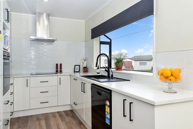 Photo of property in 393 Kahikatea Drive, Dinsdale, Hamilton, 3204