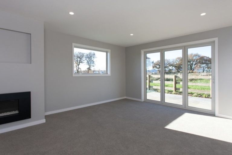 Photo of property in 10 Tucker Close, Leamington, Cambridge, 3432