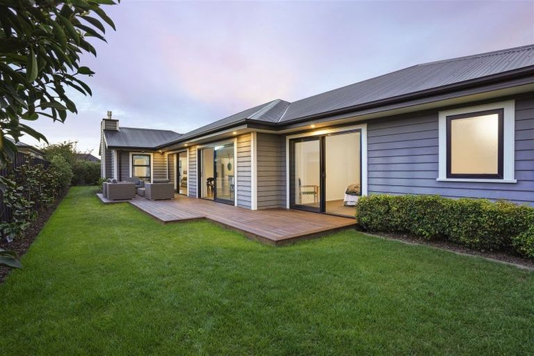 Photo of property in 219 Cavendish Road, Casebrook, Christchurch, 8051