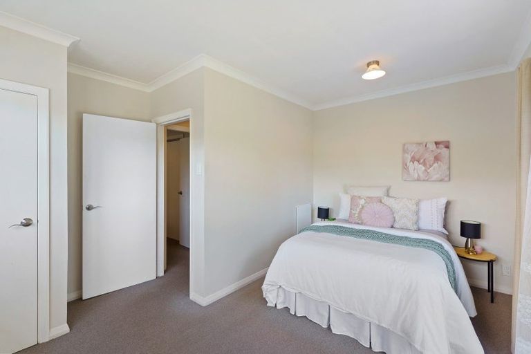 Photo of property in 41a Tiromoana Road, Raumati South, Paraparaumu, 5032