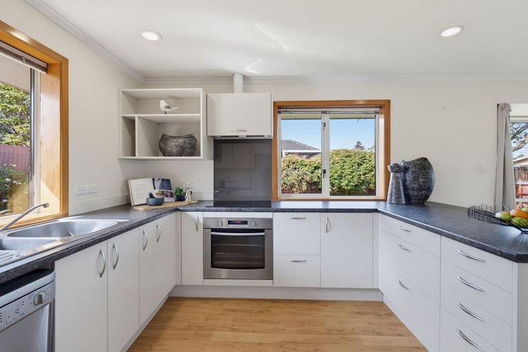 Photo of property in 36 Palmside Street, Somerfield, Christchurch, 8024