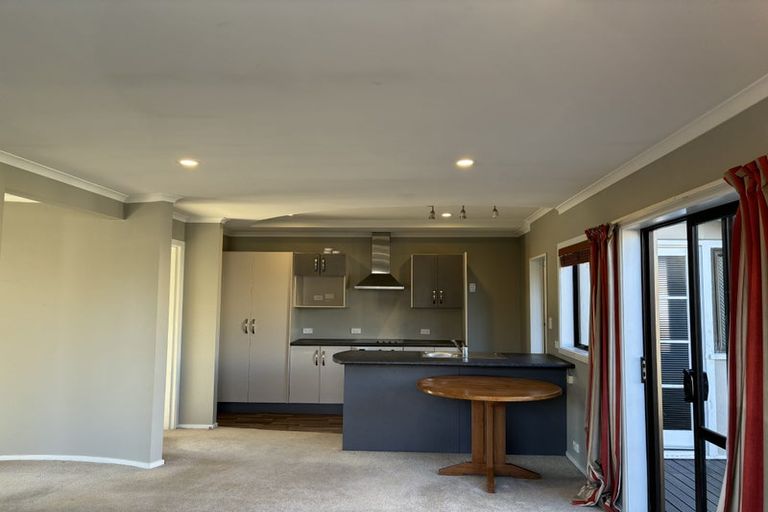 Photo of property in 11 Wittys Road, Avonhead, Christchurch, 8042