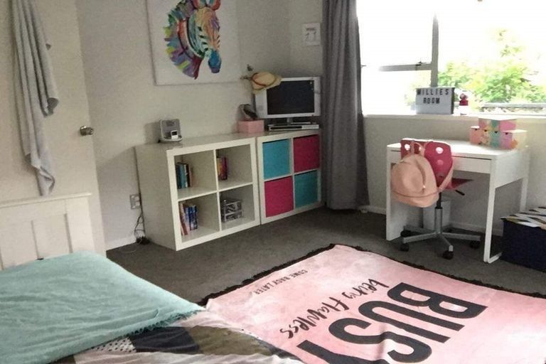 Photo of property in 16 Gerontius Glade, Torbay, Auckland, 0630