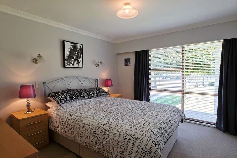 Photo of property in 9 Dee Street, Levin, 5510