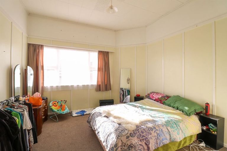 Photo of property in 24 Avenue Road, West End, Timaru, 7910