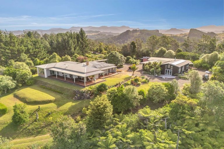 Photo of property in 92 Comers Road, Kaimarama, Whitianga, 3591