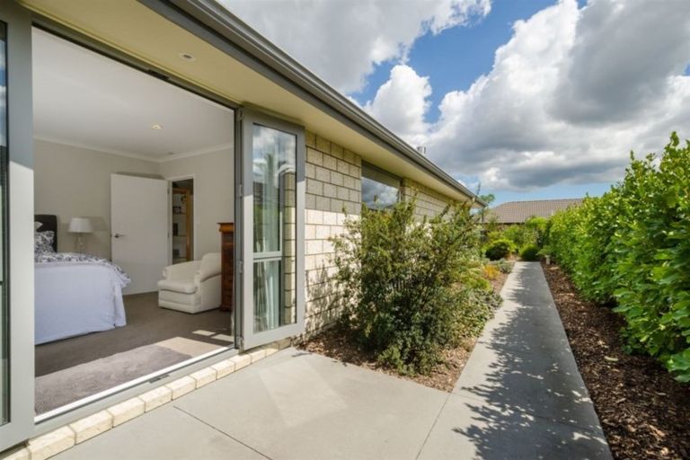 Photo of property in 9 Maple Lane, Huapai, Kumeu, 0810