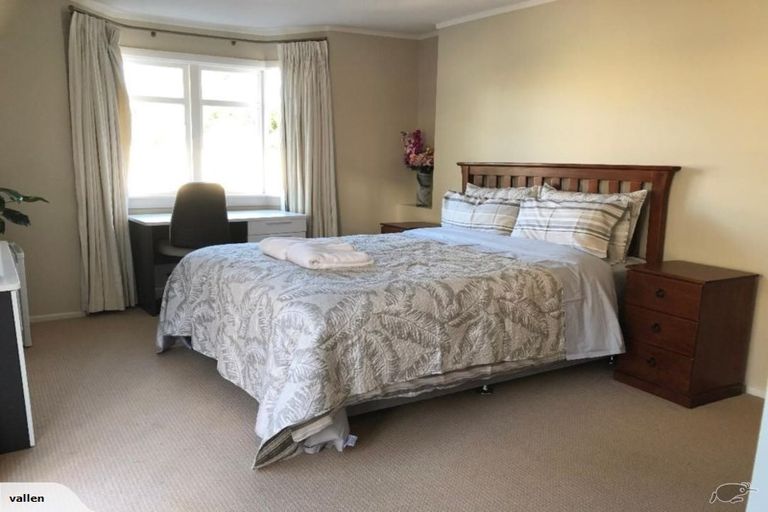 Photo of property in 73 Kowhai Road, Mairangi Bay, Auckland, 0630