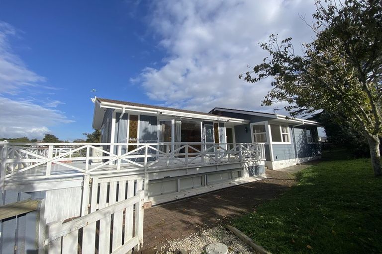Photo of property in 26 Wycherley Drive, Bucklands Beach, Auckland, 2014