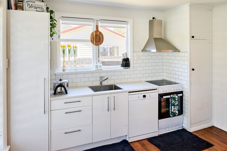 Photo of property in 61 Dimock Street, Titahi Bay, Porirua, 5022