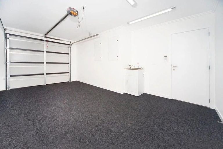 Photo of property in 15 Grey Warbler Road, Hobsonville, Auckland, 0616