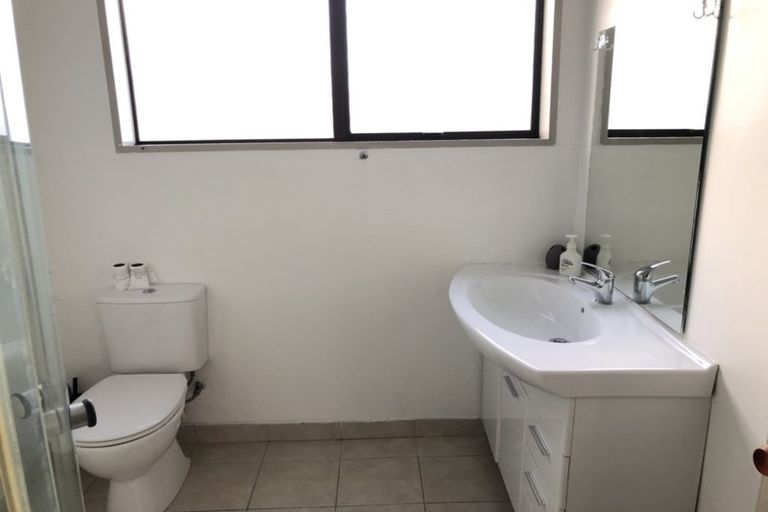 Photo of property in 29 Momorangi Crescent, Redwood, Christchurch, 8051