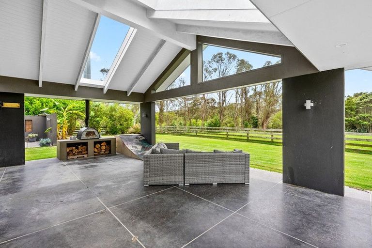 Photo of property in 842a South Head Road, South Head, Helensville, 0874