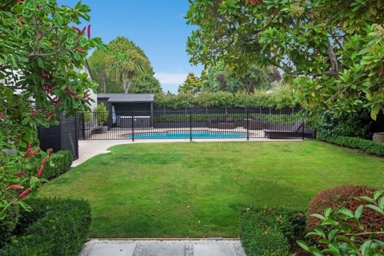 Photo of property in 121 Condell Avenue, Papanui, Christchurch, 8053